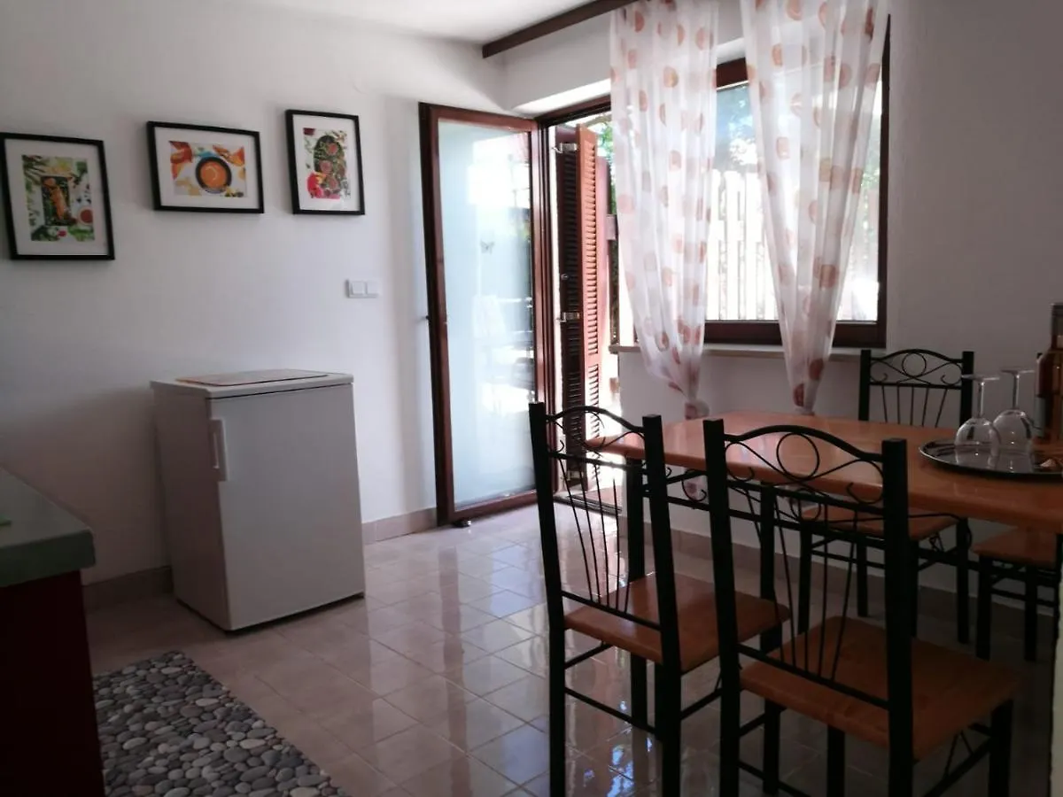 Ferienhaus Bozena Appartment 2 0*, Vrsar Croatia